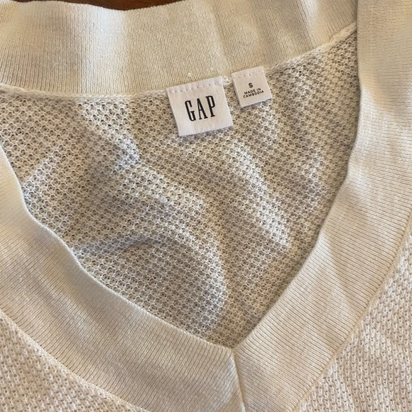 Gap Sweater - Picture 1 of 2